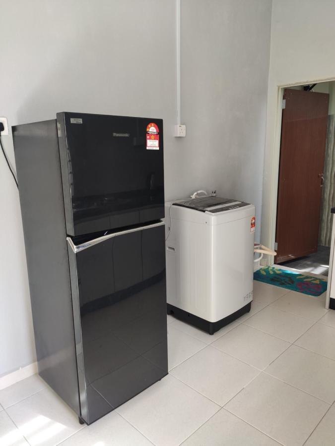 Private Pool Cassa Dinies, Wifi , Bbq,10 Pax Villa Rantau Panjang Kültér fotó